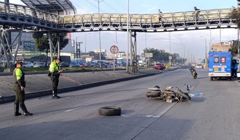 Accidente entre dos motociclistas en Bosa - crédito @BogotaTransito/X