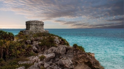 ¿Cuál es la mejor temporada para explorar las zonas mayas de Tulum y Chichén Itzá desde Cancún?