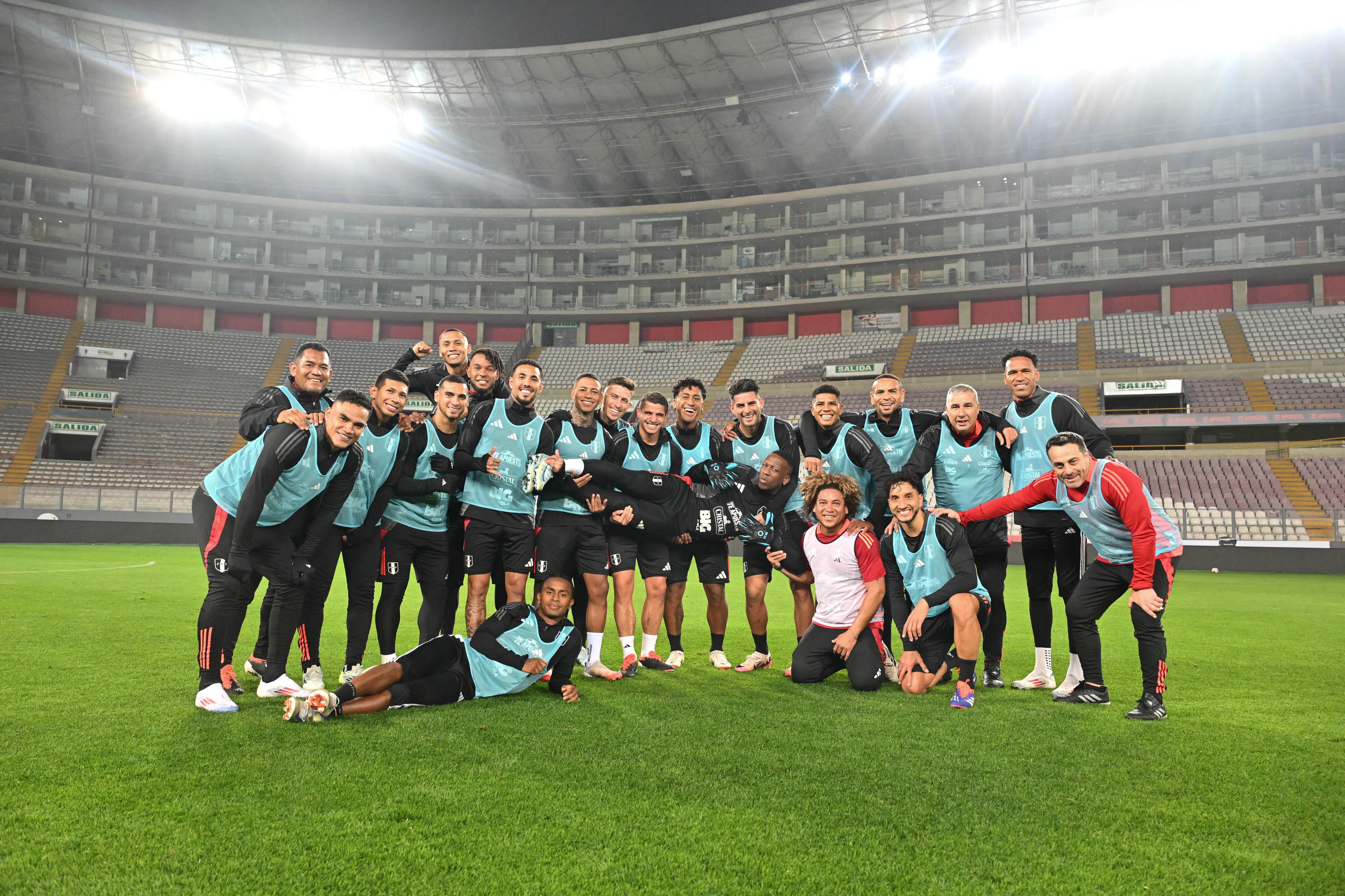 La selección peruana realizó su último entrenamiento en el Estadio Nacional