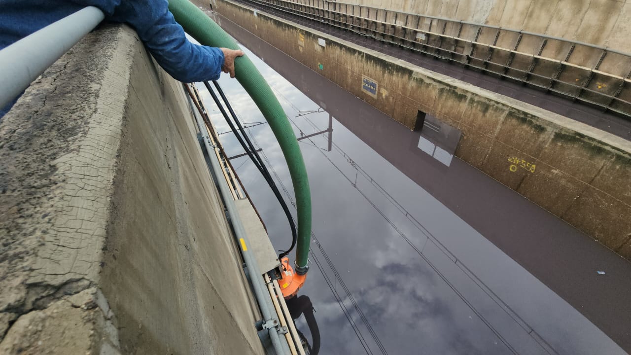 Línea A Metro CDMX inundación - 27 junio