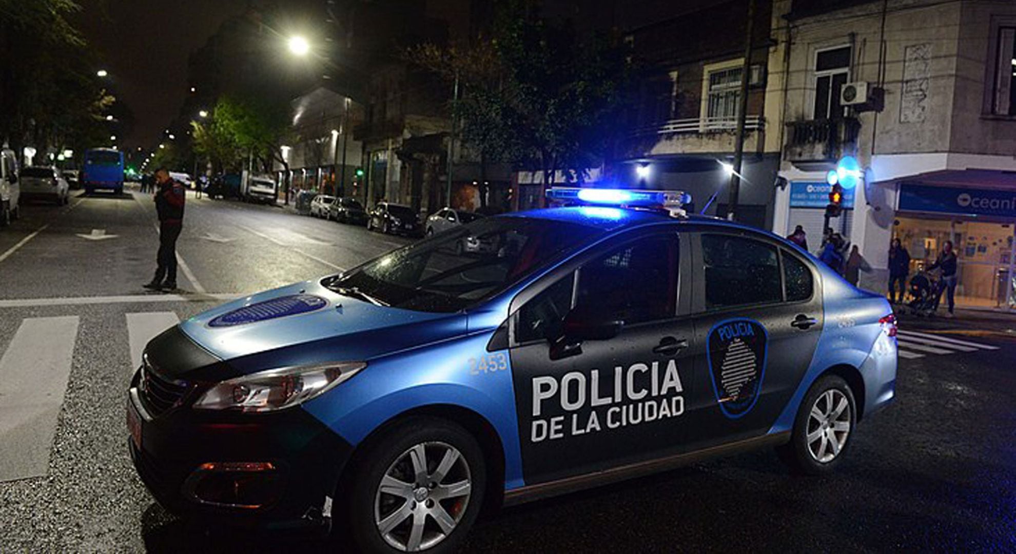 móvil de la Policía de la Ciudad de Buenos Aires