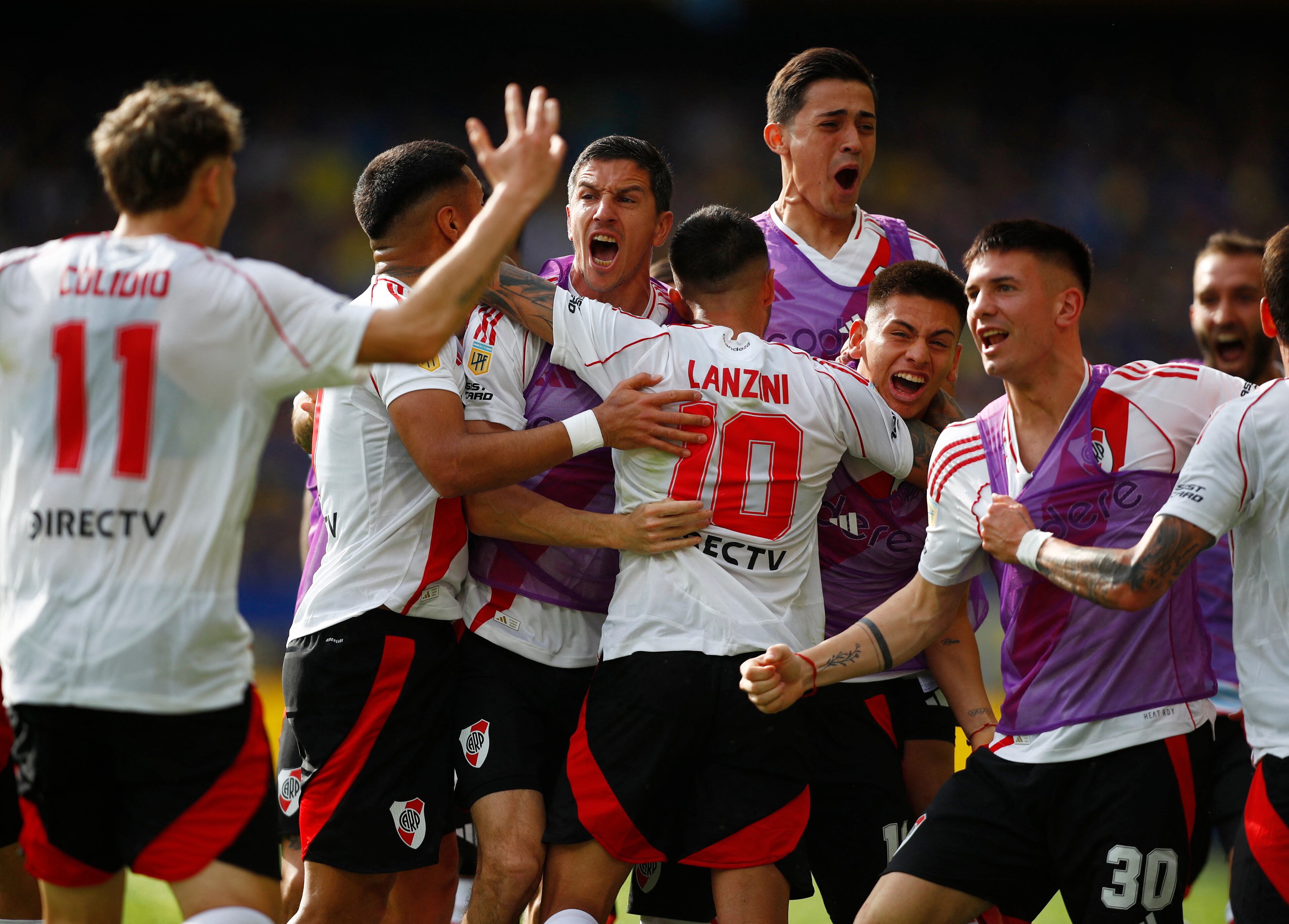 El festejo de River tras el 1-0 (REUTERS/Pedro Lazaro Fernandez)