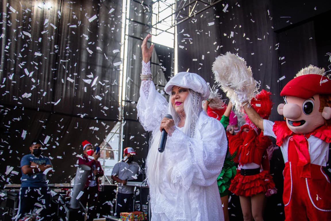 Yola Polastri continuó llevando alegría a chicos y grandes con sus shows infantiles.