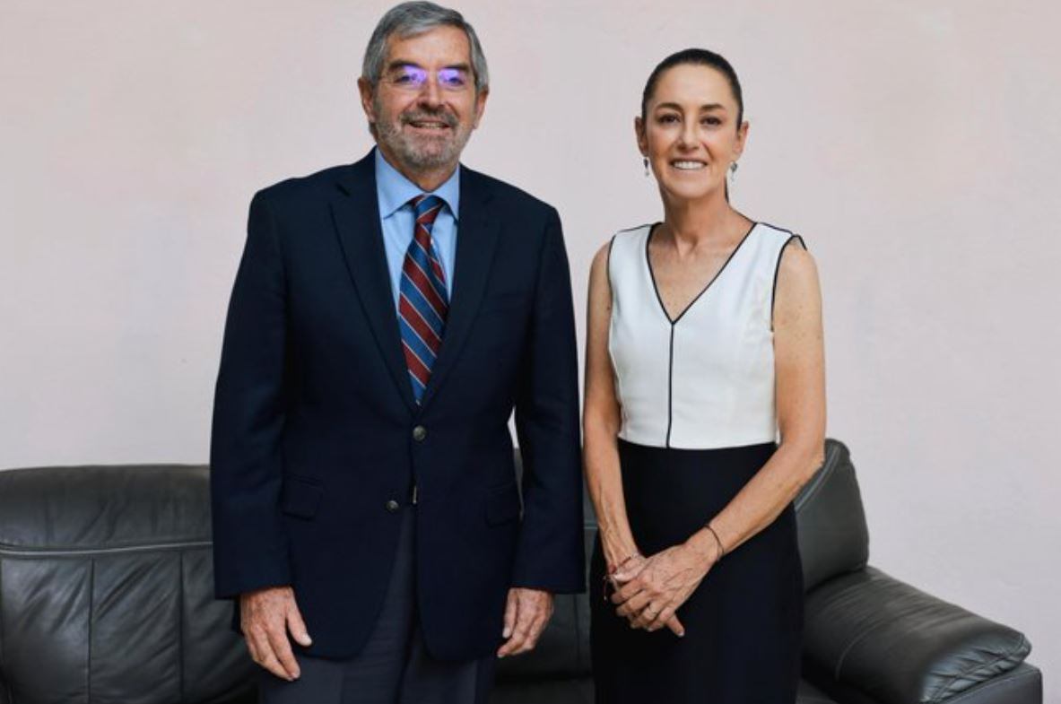 Juan Ramón de la Fuente y Claudia Sheinbaum. (Foto: @Claudiashein)