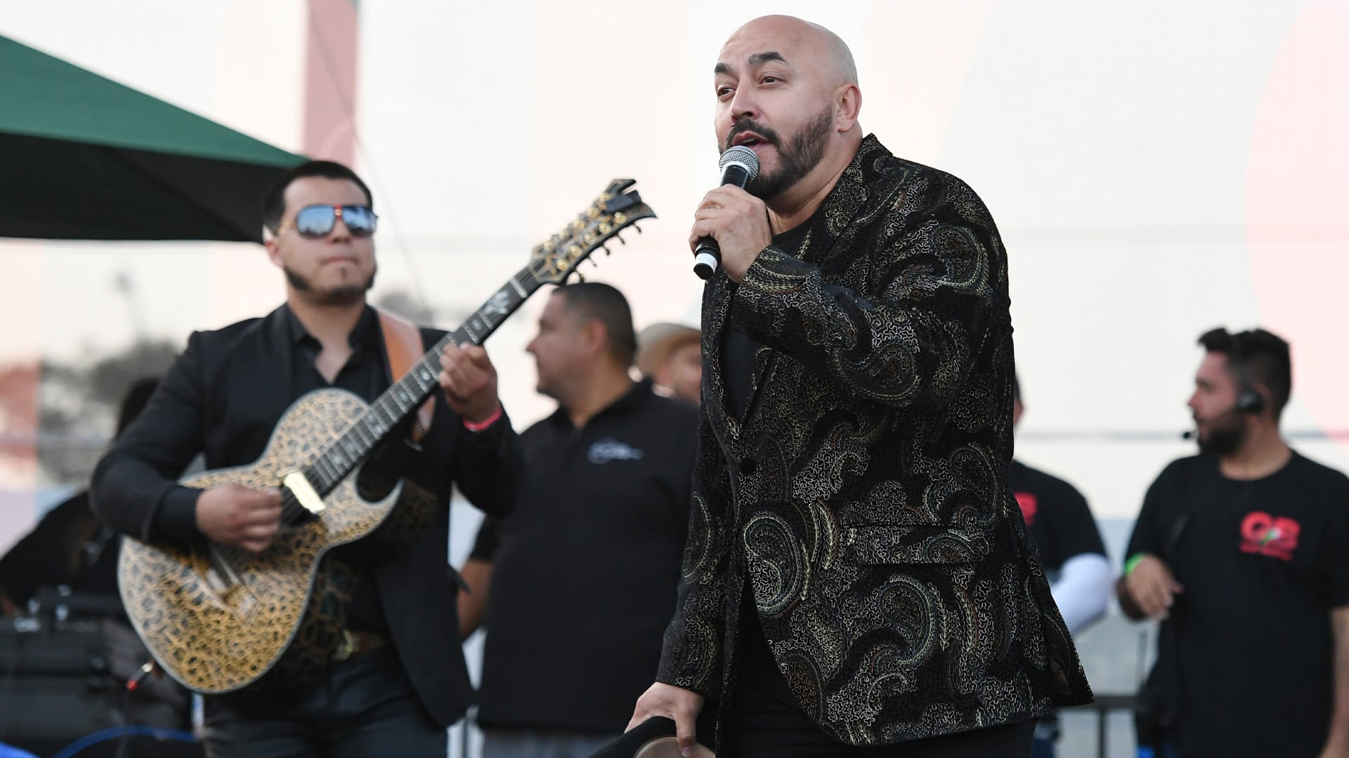 Cuál es la fortuna de Lupillo Rivera de acuerdo con las mediciones de riqueza de las celebridades