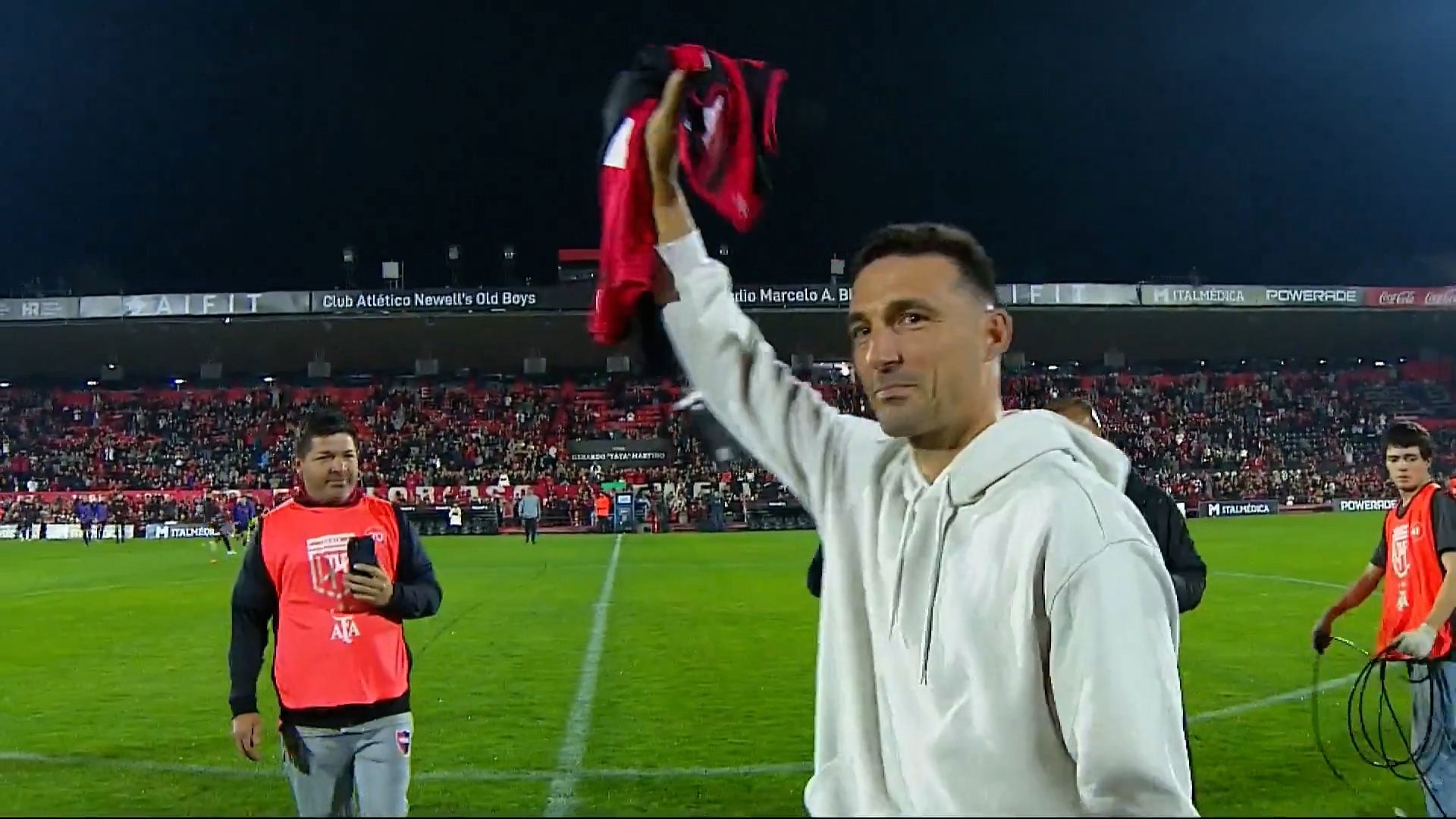 El homenaje de Newell's a Lionel Scaloni