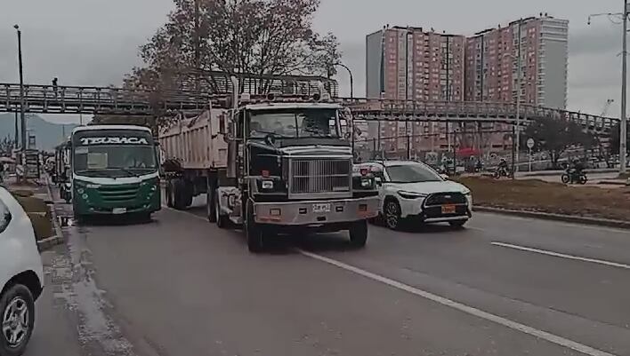 A esta hora solo se reporta esta novedad por parte de las autoridades viales en Bogotá - crédito @BogotaTransito/X