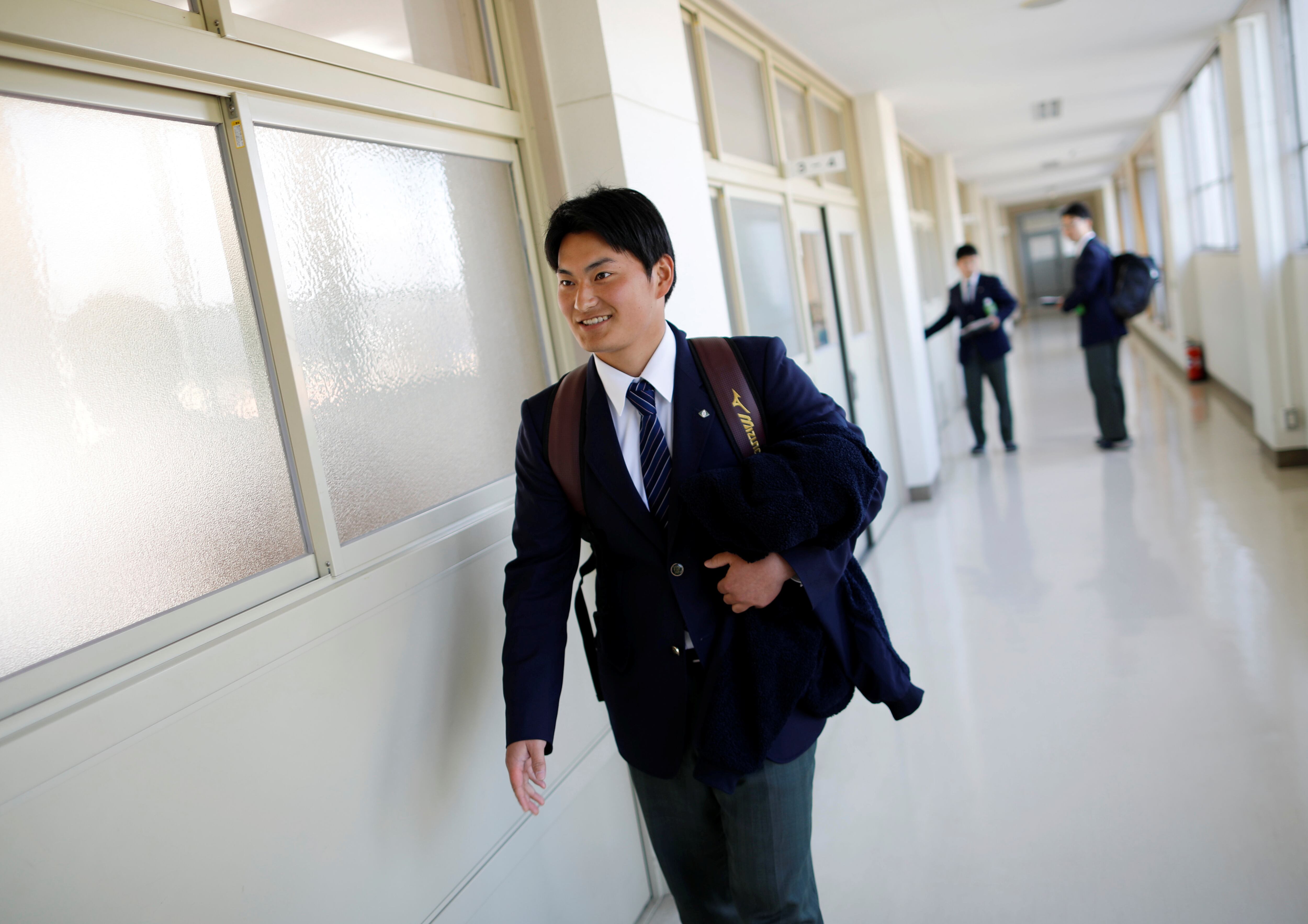 Japón enfrenta altas tasas de suicidio juvenil, especialmente el 1 de septiembre, que coincide con el inicio de las clases escolares (REUTERS)