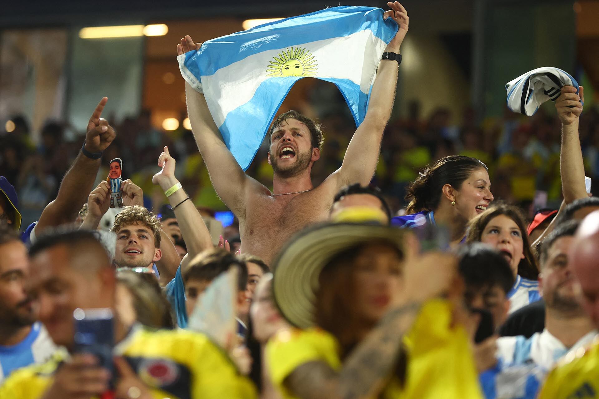 Copa América 2024 - Argentina Colombia - Hinchas argentinos en el estadio