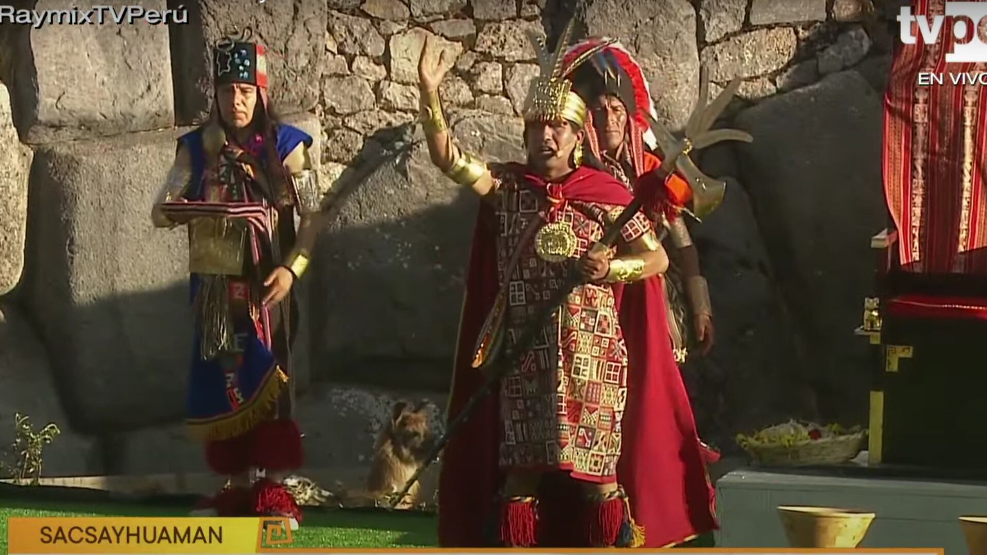 El inca despide la celebración del Inti Raymi 2024.