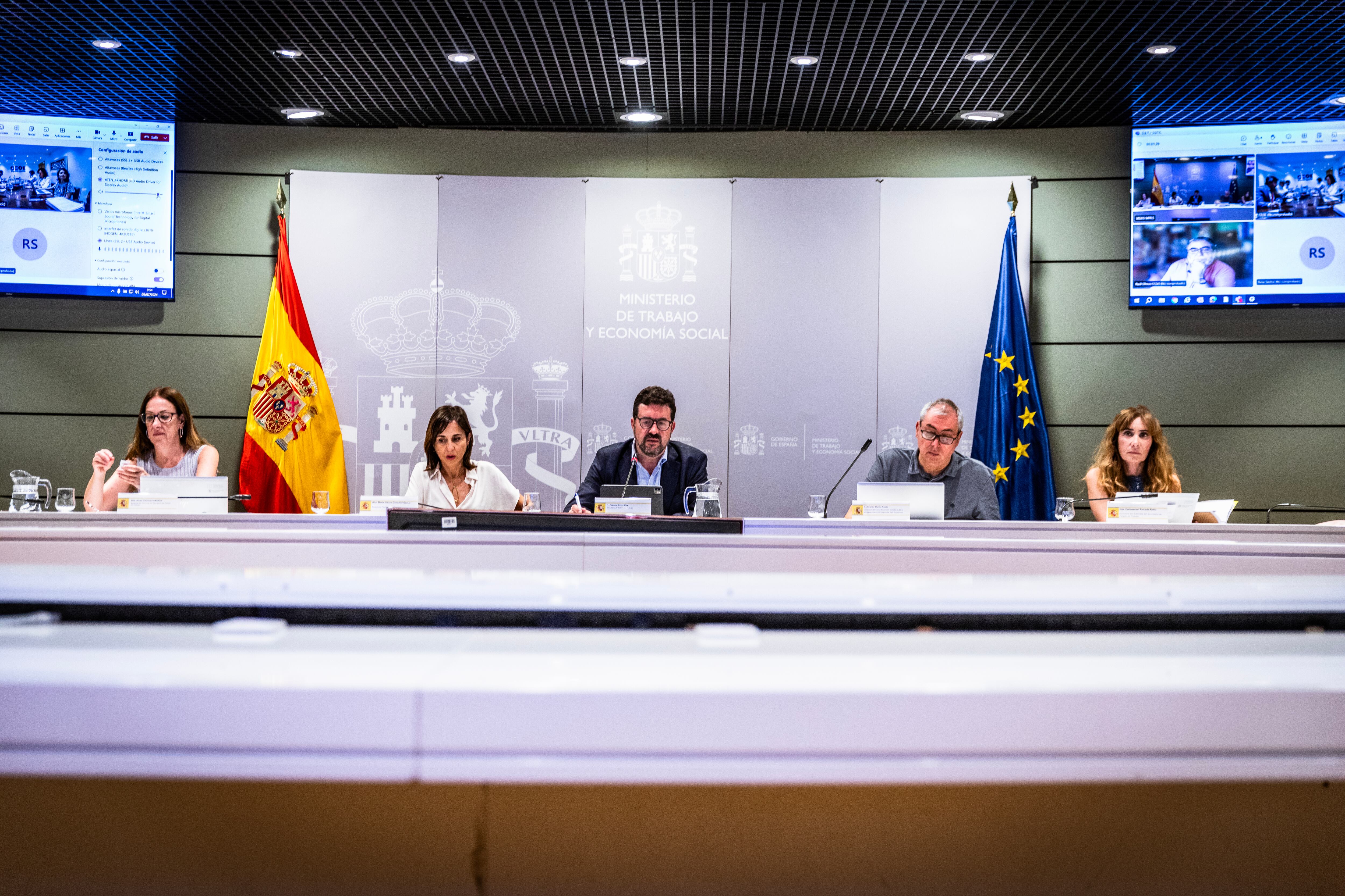 Reunión del Ministerio de Trabajo con sindicatos y patronal para reducir la jornada laboral. (Ministerio de Trabajo)