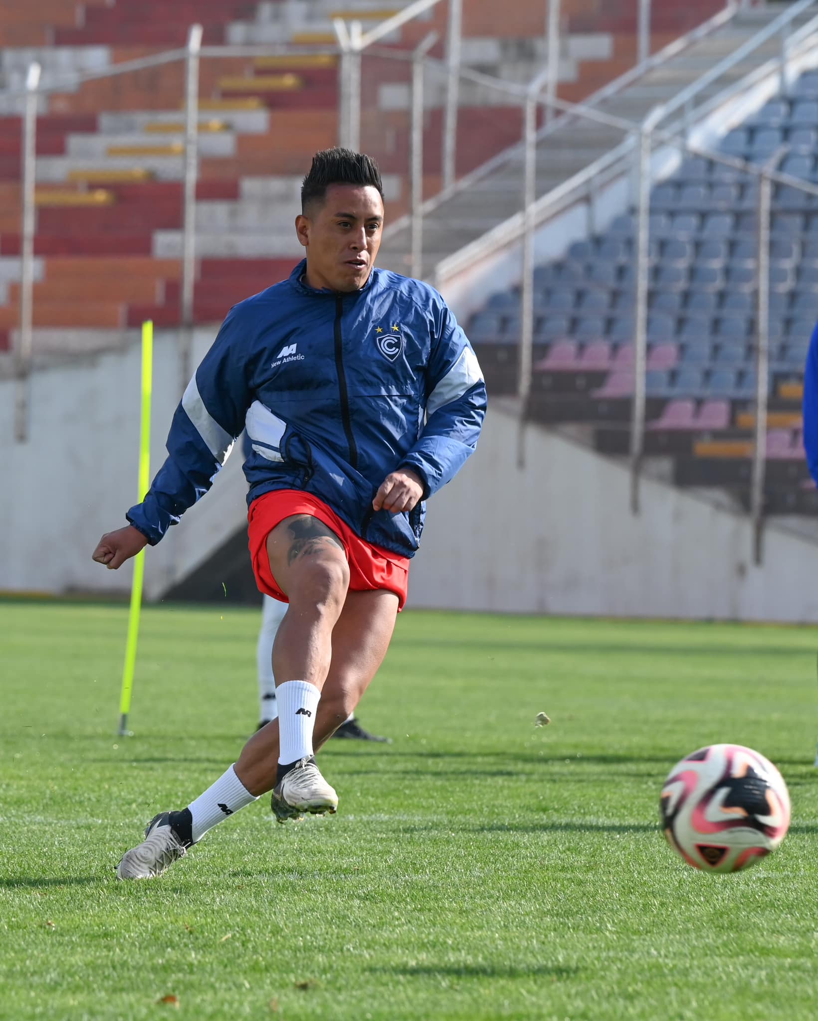 Christian Cueva espera debutar con camiseta de Cienciano en el choque con UTC por la fecha 10 del Torneo Clausura 2024