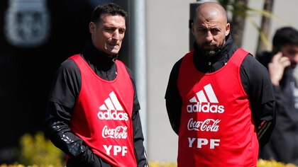 Walter Samuel reemplazó al sancionado Scaloni en la conferencia previa al partido con Perú y habló sobre la lesión de Messi