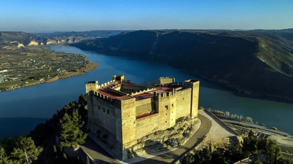 Castillo de Mequinenza, en Zaragoza (Turismo Aragón).