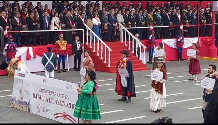 Gran desfile y Parada Militar en Perú por Fiestas Patrias | Infobae Perú / Clara Giraldo - Ricardo Mc Cubbin