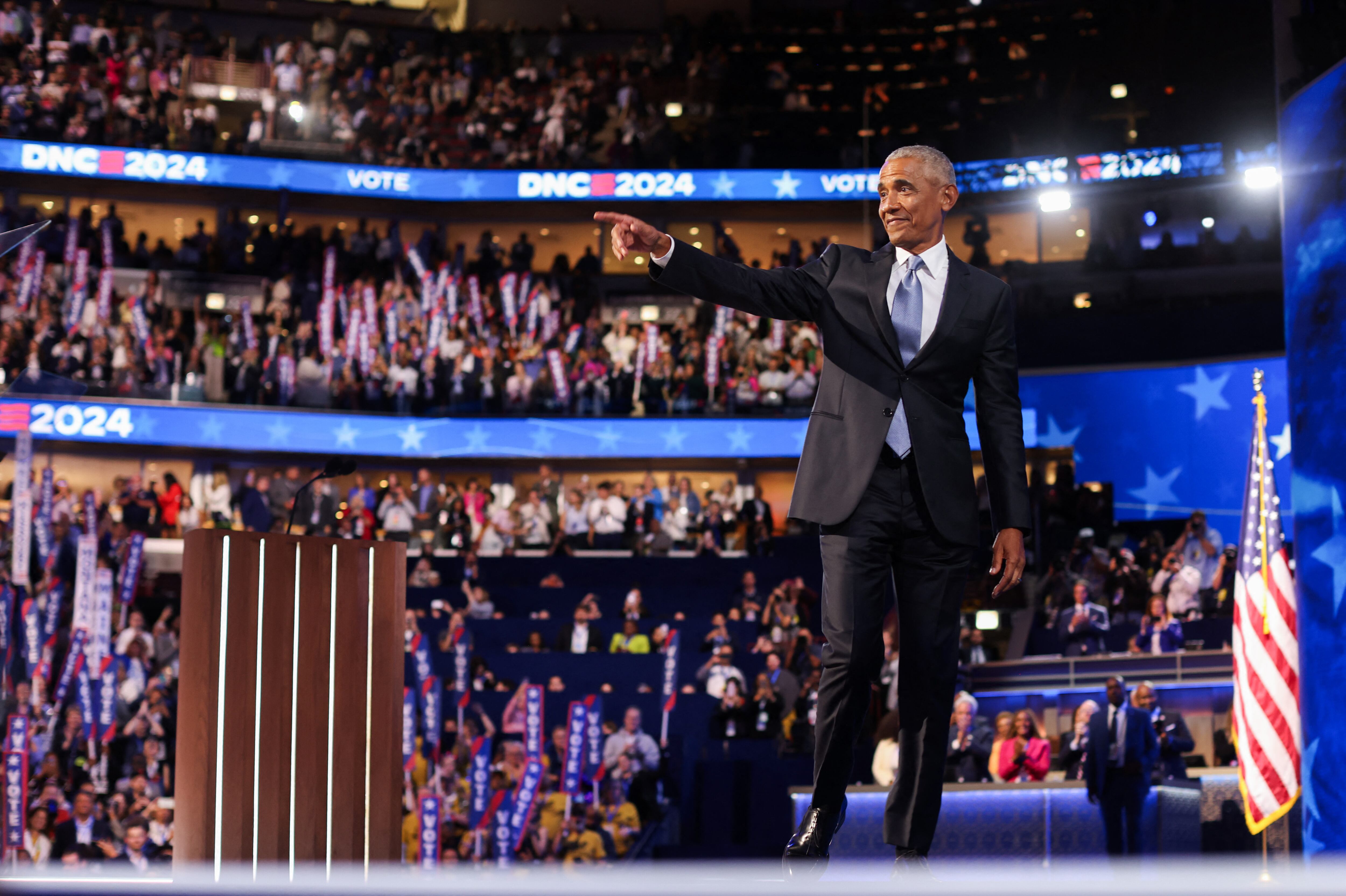 “Estamos listos para la presidenta Kamala Harris. Y Kamala Harris está lista para el trabajo”, dijo Barack Obama (REUTERS/Alyssa Pointer)