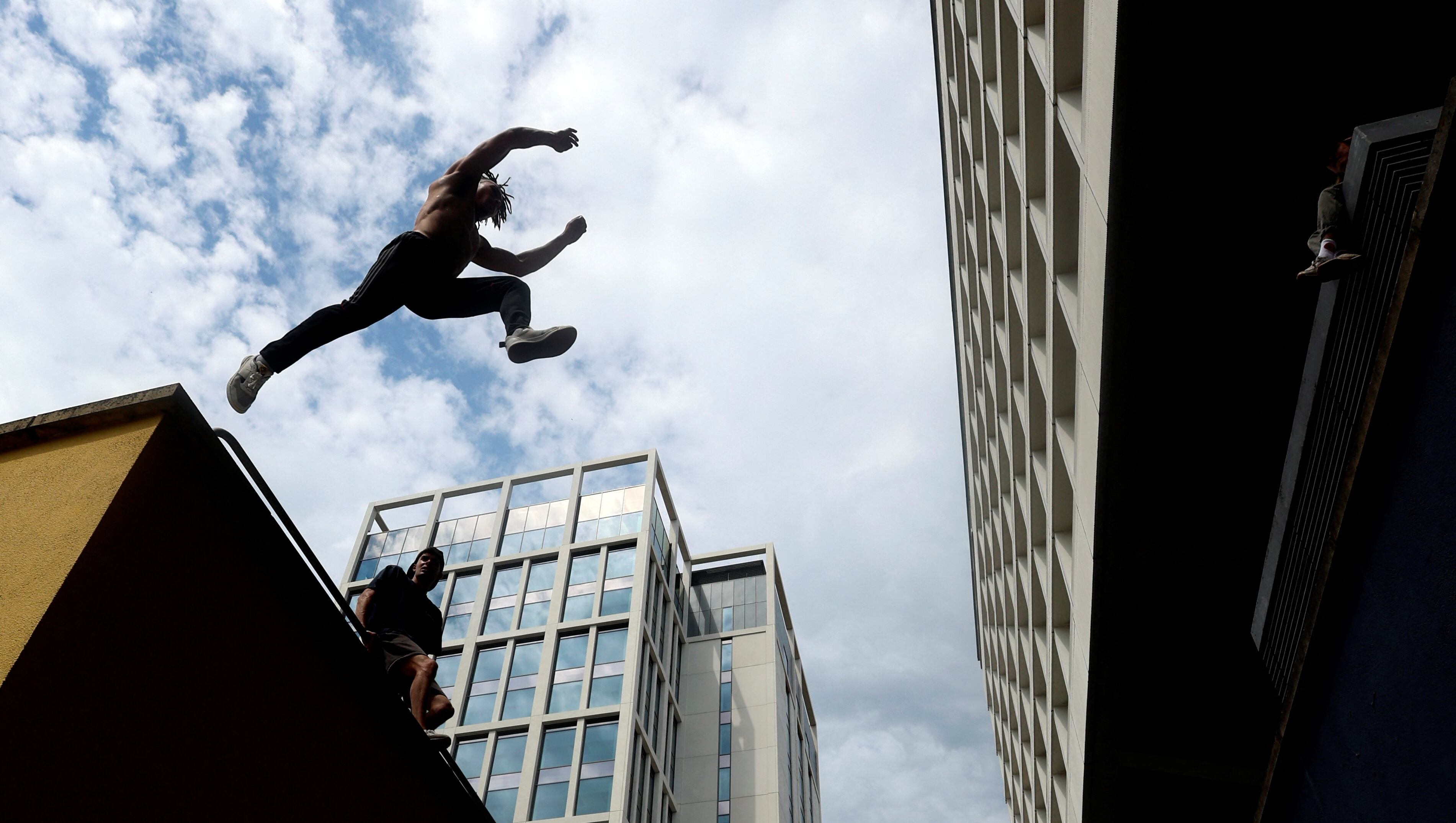 El parkour ya se transformó en un deporte común (REUTERS/Lee Smith)