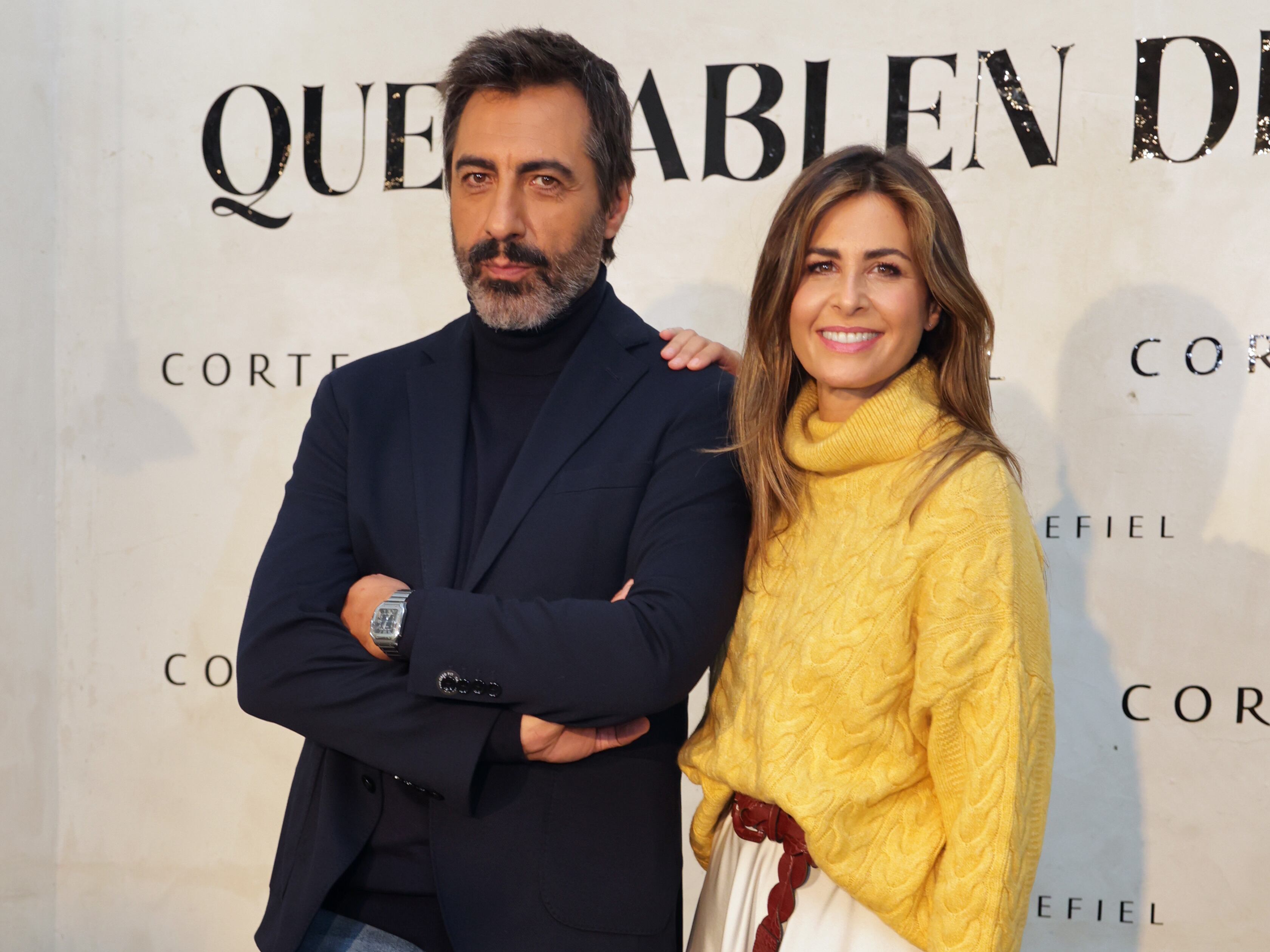 Juan del Val y Nuria Roca posan en photocall durante la presentación de 'Que hablen de ti', la nueva campaña de Cortefiel, a 21 de octubre de 2021, en Madrid (España).