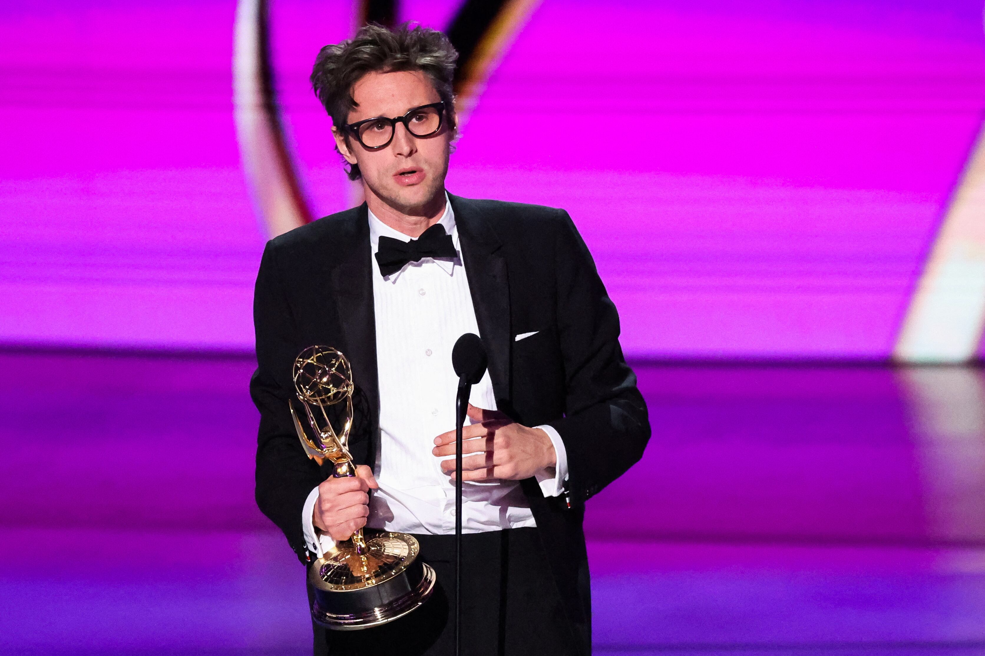 Christopher Storer fue galardonado con el Emmy a Mejor Dirección de una Serie de Comedia por el episodio “Fishes” de “The Bear” (REUTERS/Mario Anzuoni)