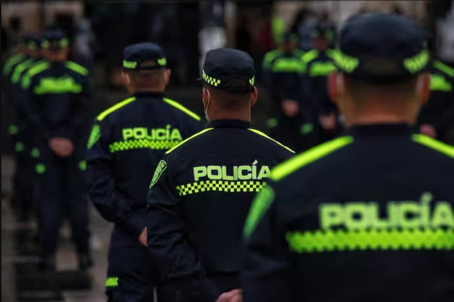 Denuncian a policías que habrían atacado a un adulto mayor en Chía: la Alcaldía dice que estaba involucrado en una riña