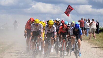 Victoria para Anthony Turgis del TotalEnergies; Santiago Buitrago, el mejor de los colombianos en la etapa 9 del Tour de Francia