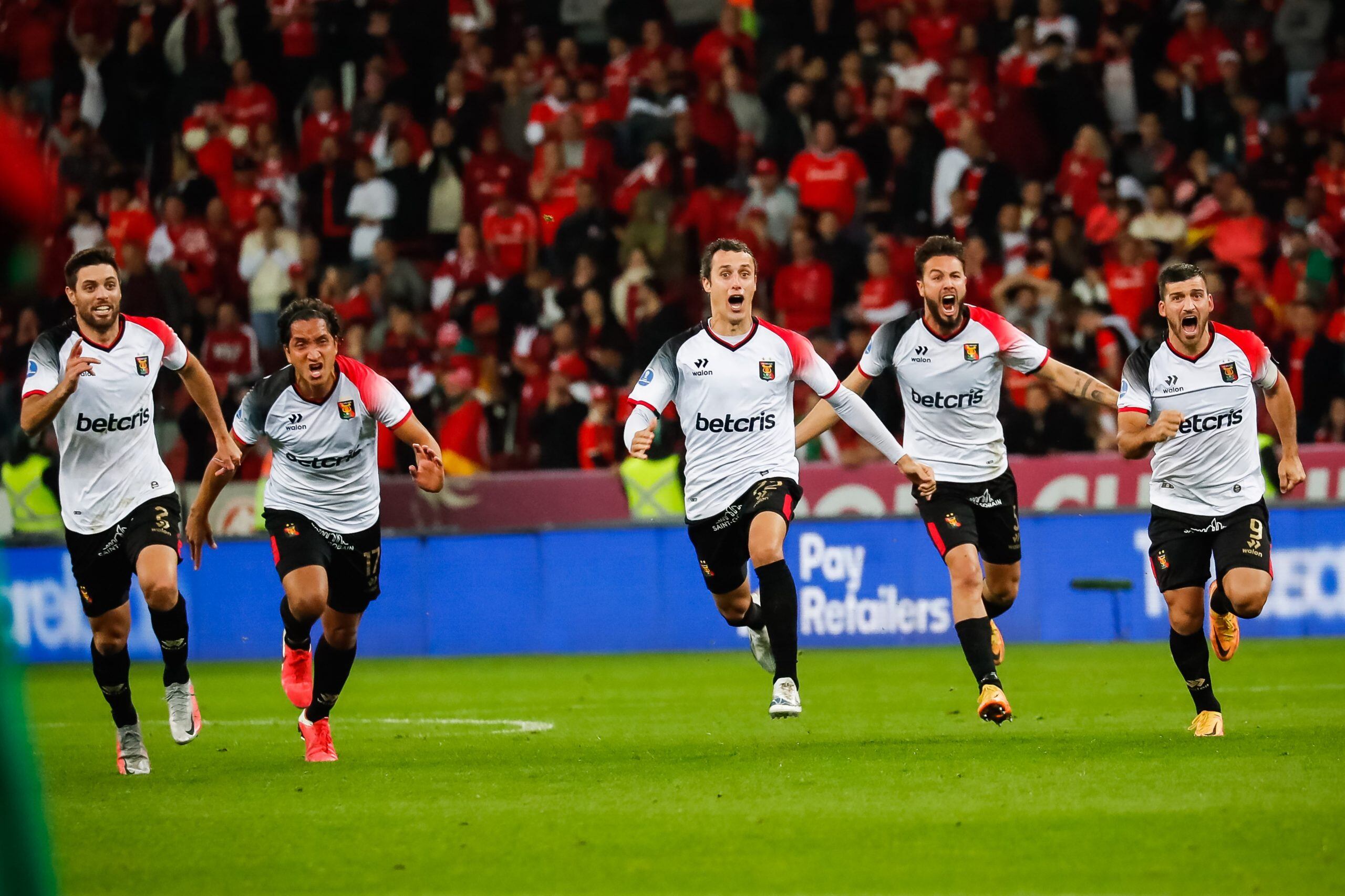 Néstor Lorenzo lideró a Melgar a una semifinal de la Copa Sudamericana.