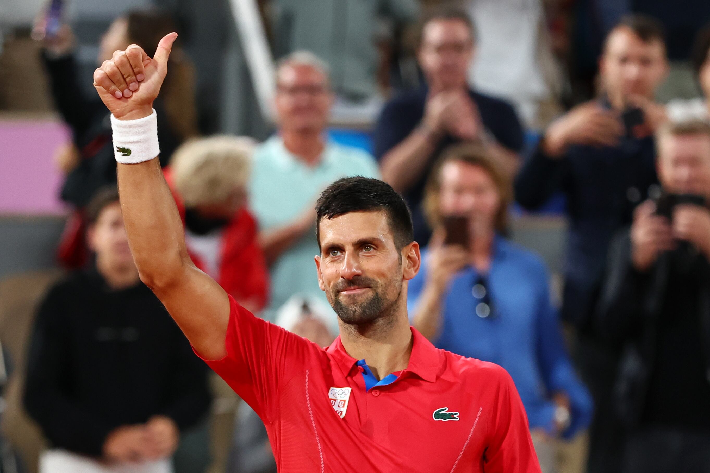 Novak Djokovic se metió en la segunda ronda en los Juegos Olímpicos de París 2024 (EFE/EPA/DIVYAKANT SOLANKI)