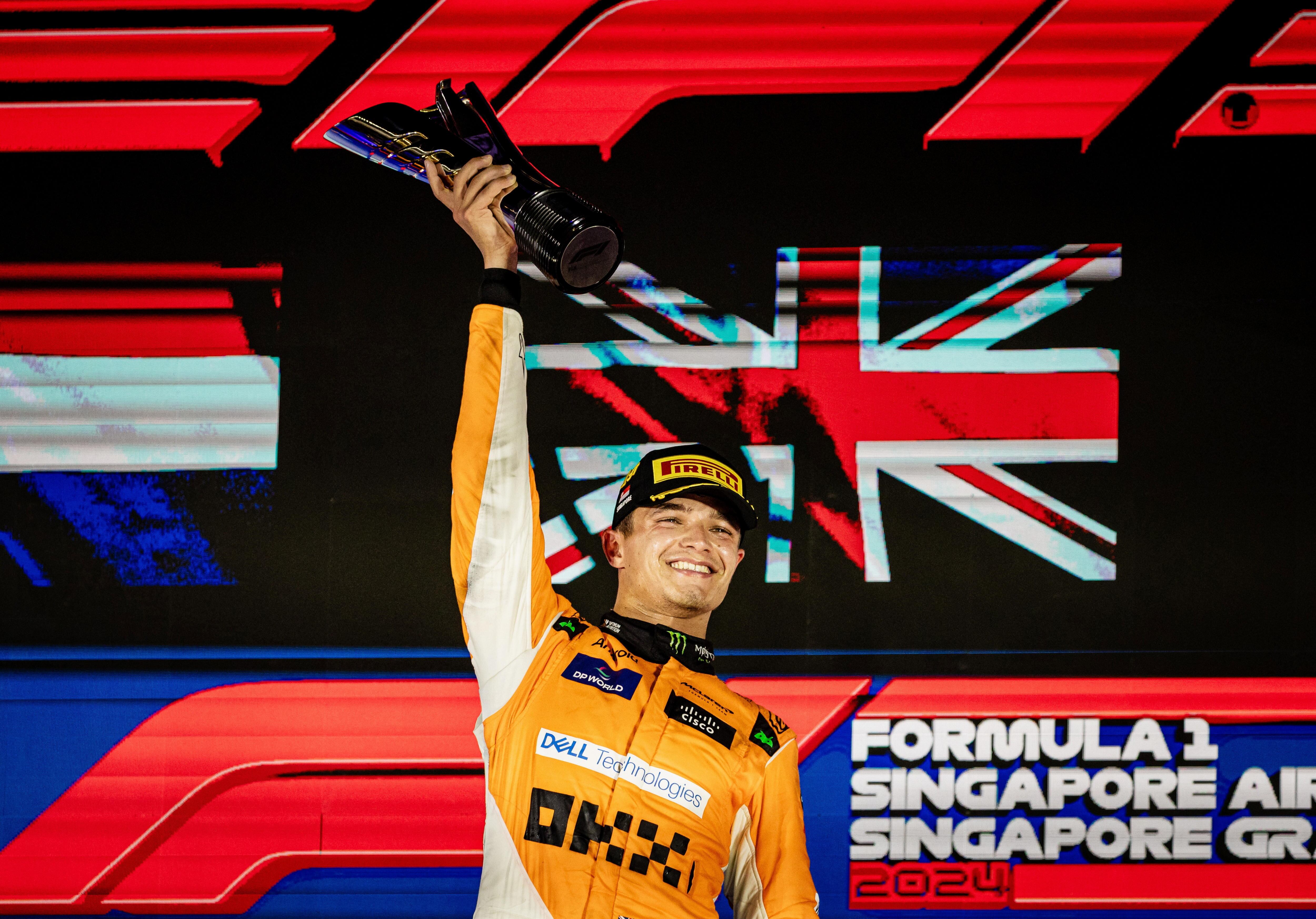 Lando Norris celebró en Singapur su tercer su victoria en la F1 (EFE/EPA/TOM WHITE) 