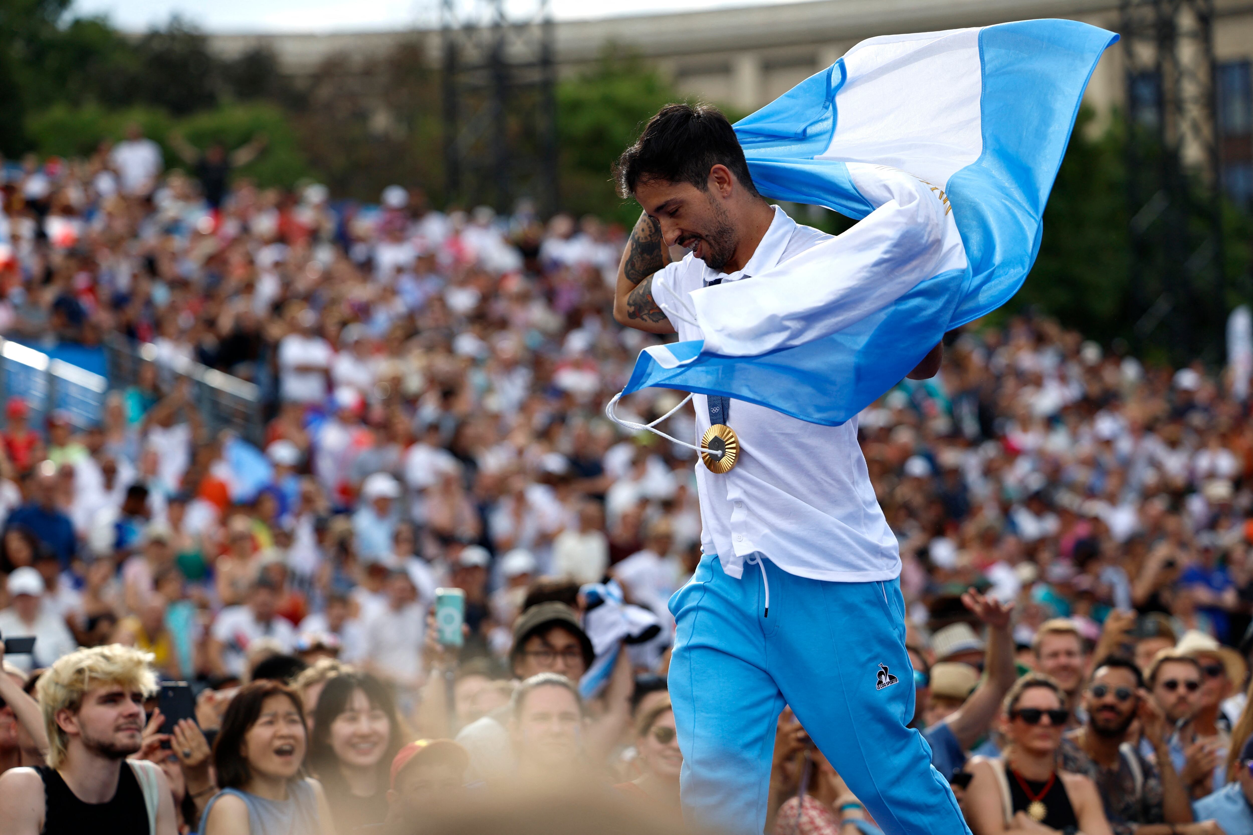 El Maligno Torres, ganador de la medalla dorada en BMX Freestyle en los Juegos Olímpicos de París 2024 será el abanderado de la Argentina en la ceremonia de cierre (REUTERS/Hamad I Mohammed)