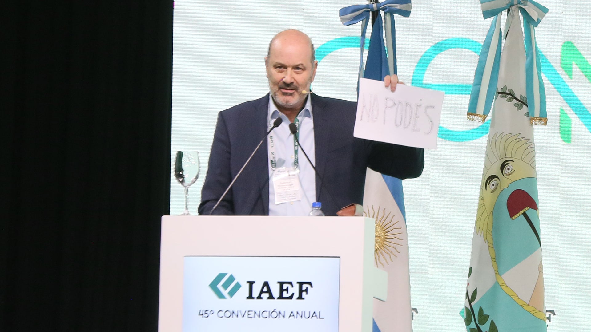 Sturzenegger en IAEF Mendoza