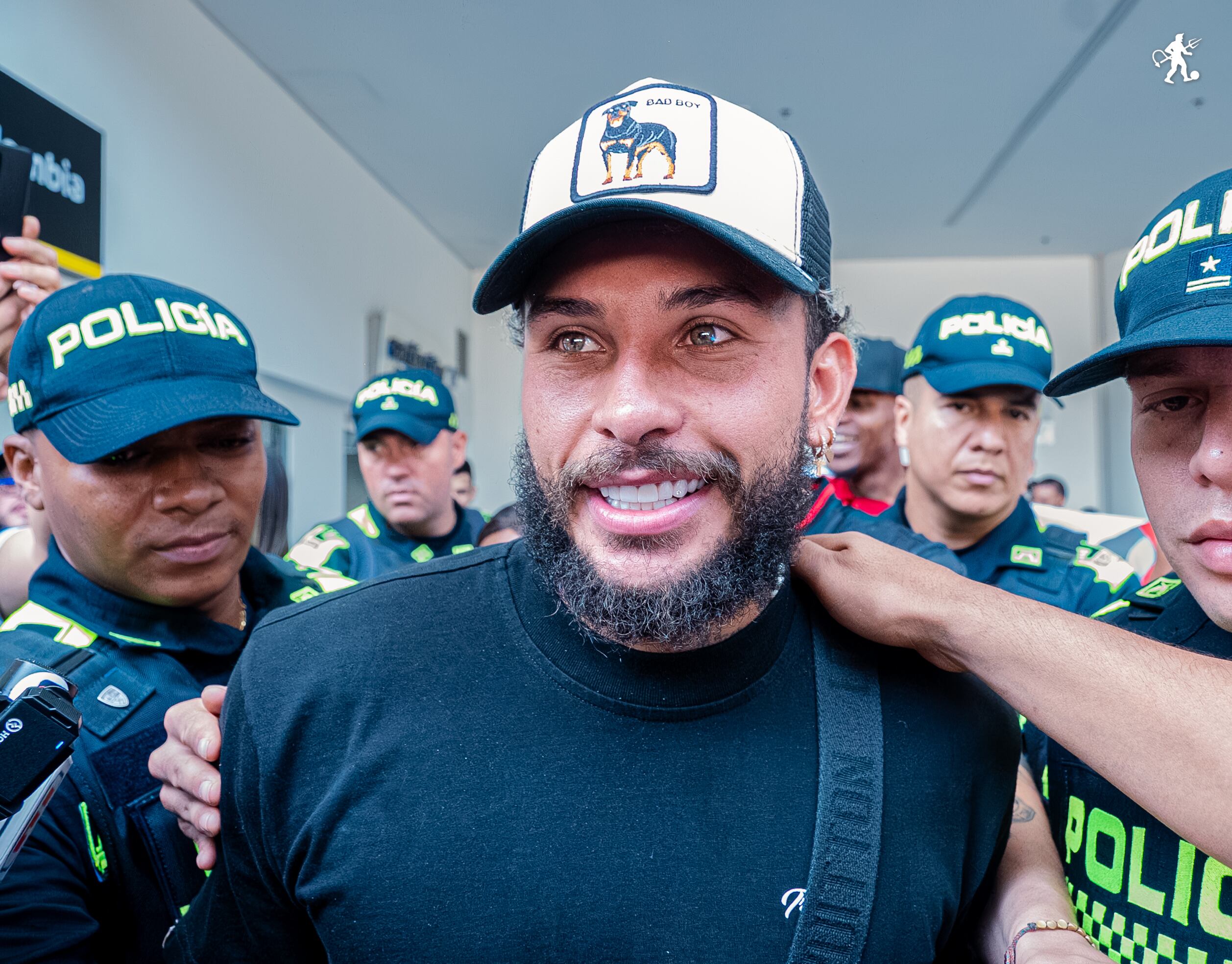 En horas de la mañana del día 8 de julio el extremo proveniente del Santos Laguna de México regresa al fútbol colombiano tras 4 años en el exterior