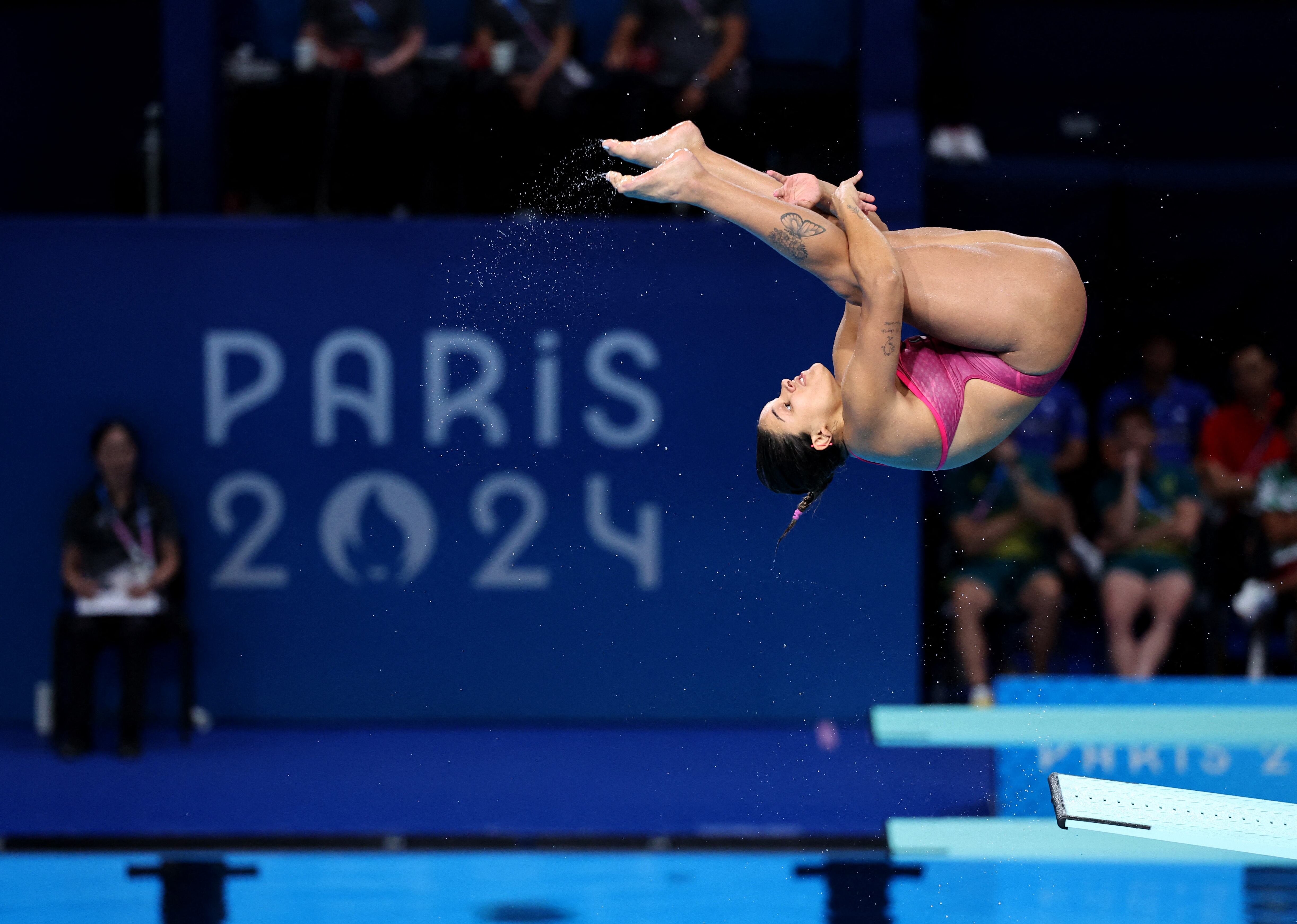 Paris 2024 Olympics - Diving - Women's 3m Springboard Preliminary - Aquatics Centre, Saint-Denis, France - August 07, 2024. Aranza Vazquez Montano of Mexico in action. REUTERS/Maye-E Wong