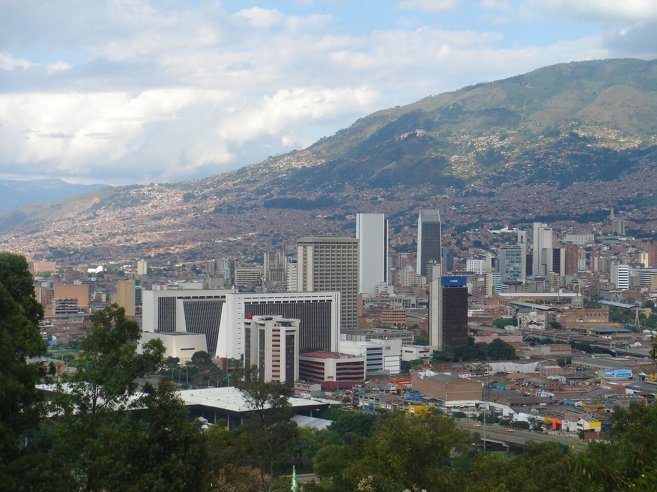 Panorámica de la ciudad de Medellín-Antioquia-Colombia