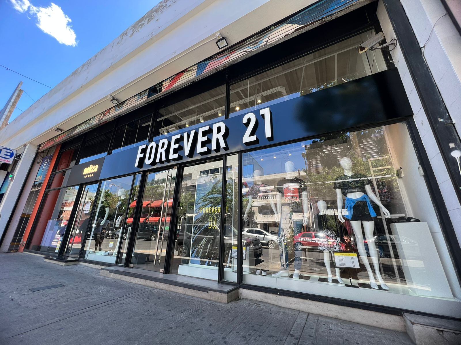 Forever 21 en Argentina - Buenos Aires - Palermo