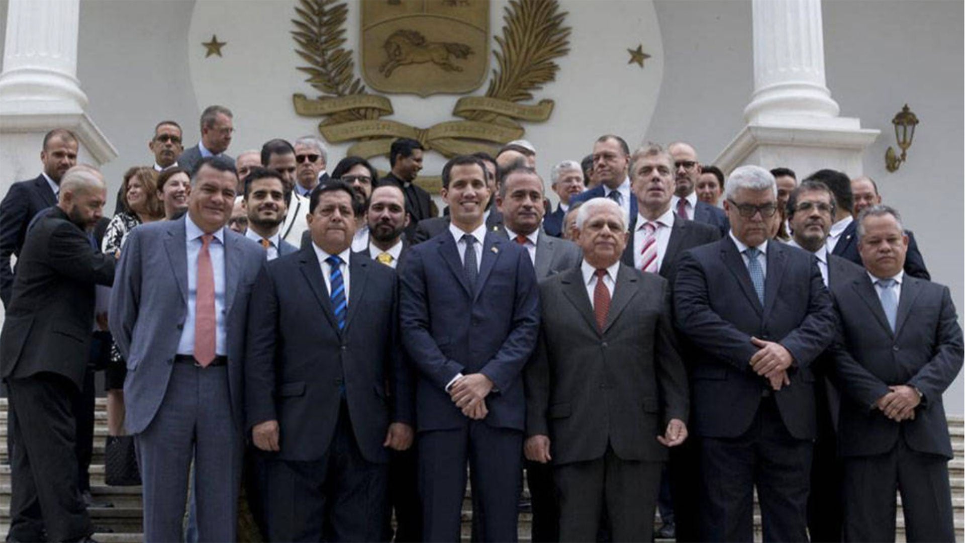 ​El recuerdo de las legislativas 2015, la victoria opositora que llevó a Maduro a terminar de convertir su régimen en una dictadura