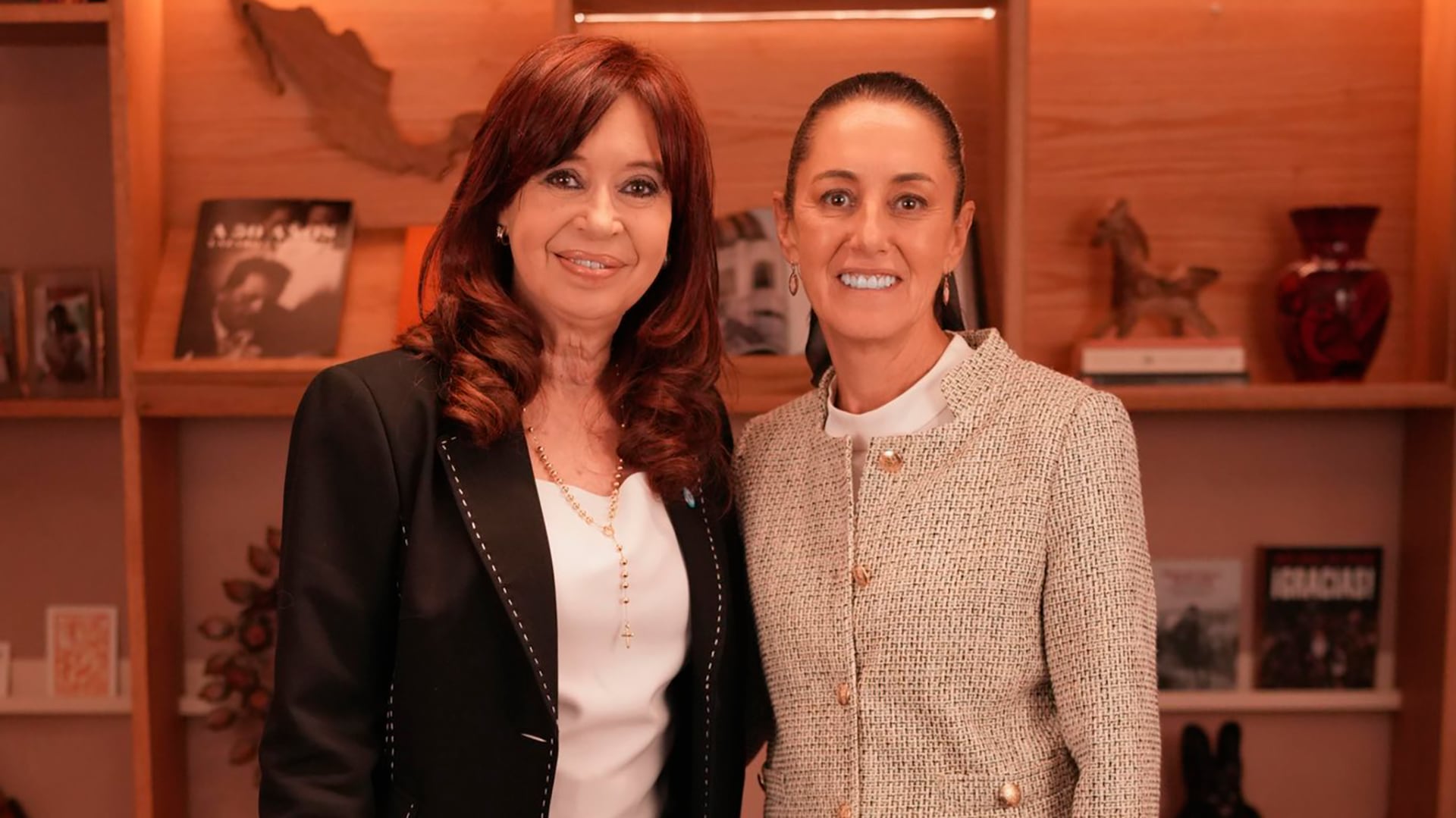 Cristina Kirchner visitó a Claudia Sheinbaum, presidenta electa de México