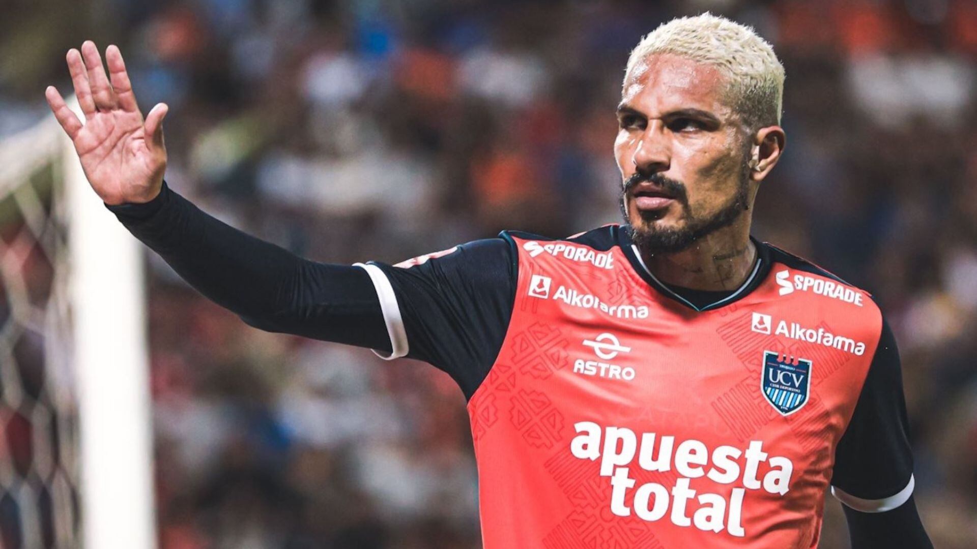 Paolo Guerrero, en el ojo de la tormenta por tratar de romper su contrato con la UCV. - Crédito: Liga 1