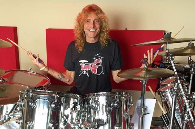 Tras ser echado de Guns N' Roses, la adicción de Steven Adler se convirtió en un problema aún más grave  
(Foto: Instagram)