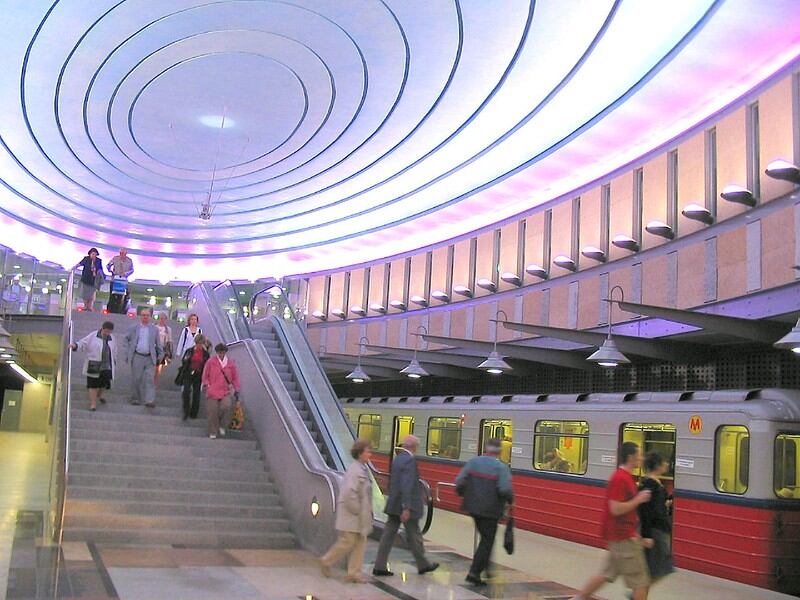 Estación de metro Plac Wilsona Warsaw (Varsovia, Polonia) (credito Tomo/flickr)