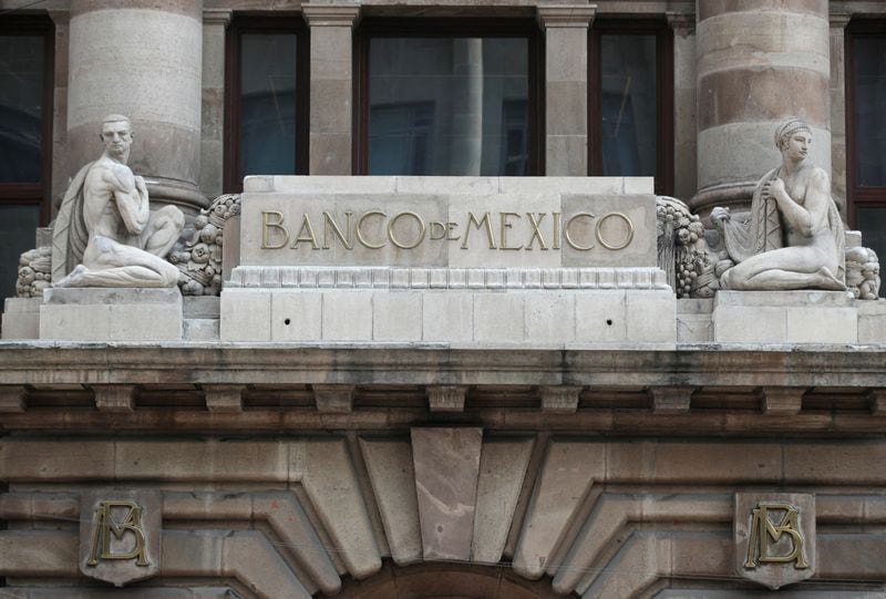 El Banxico es la institución encargada de determinar el valor de los certificados de tesorería. -(REUTERS/Henry Romero)