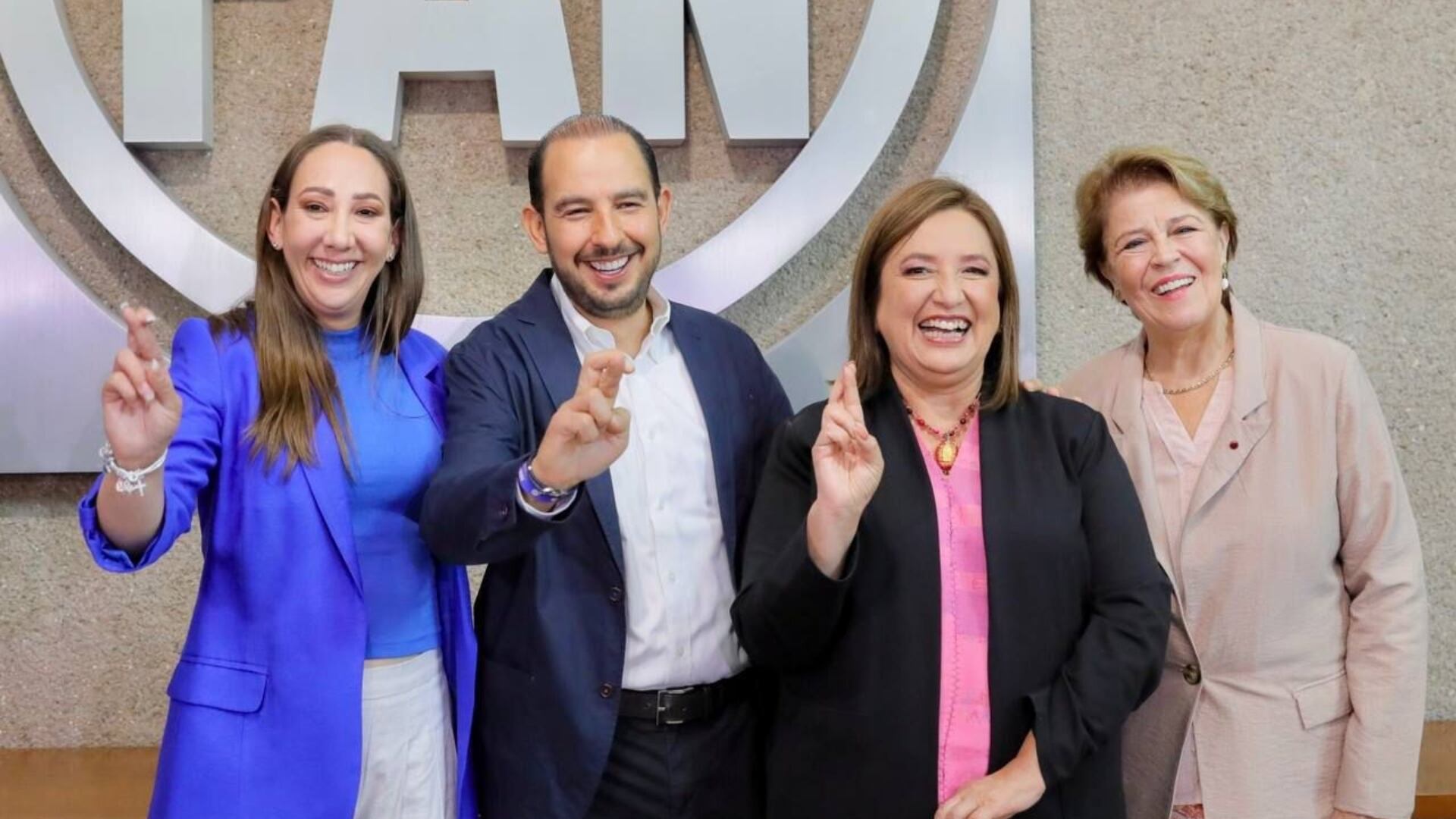 Xóchitl Gálvez y Marko Cortés se reunieron en el CEN del PAN. | Twitter Xóchitl Gálvez