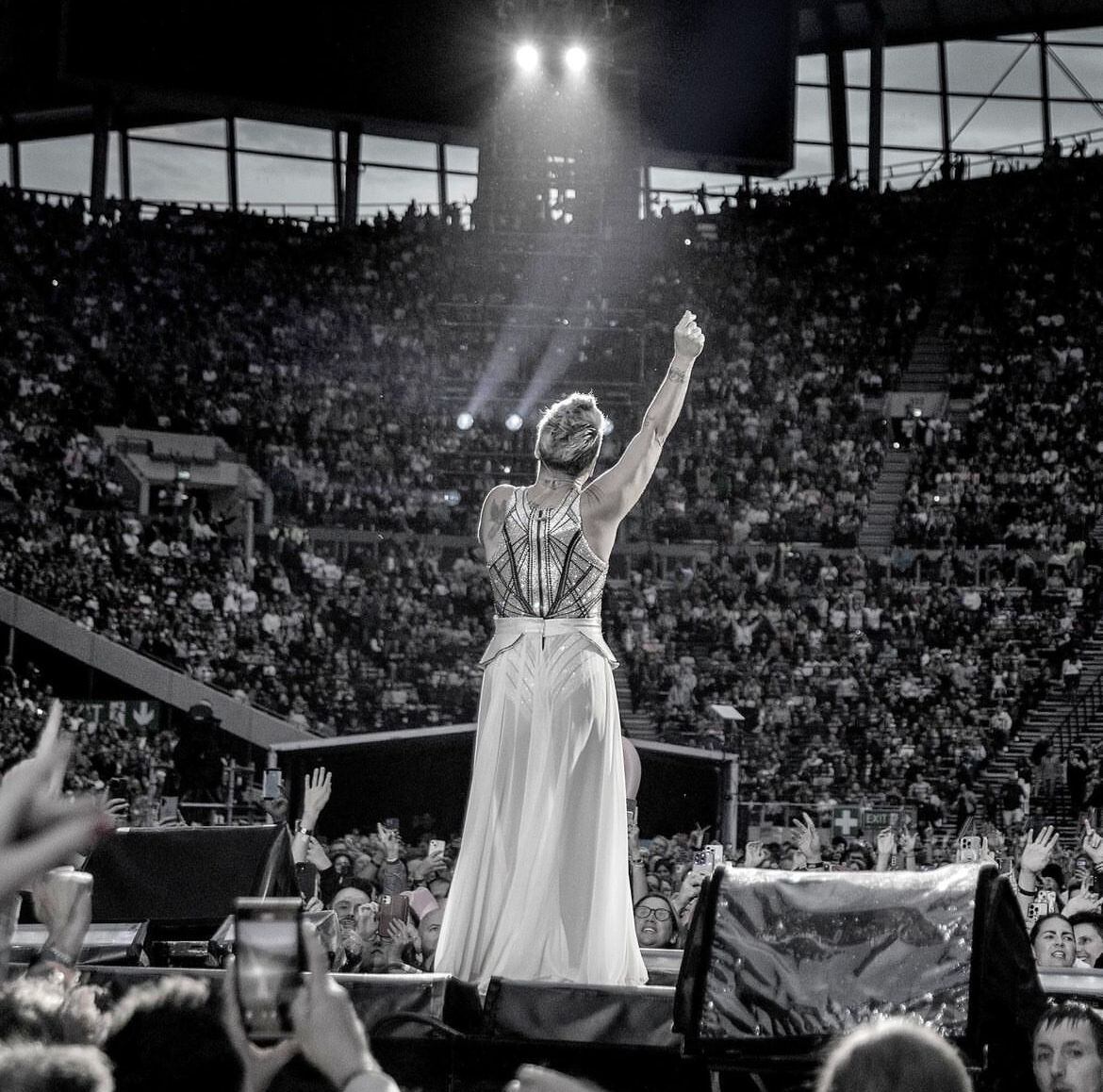 La cantante compartió la noticia junto a una foto suya en blanco y negro. (Créditos: Instagram/@pink)