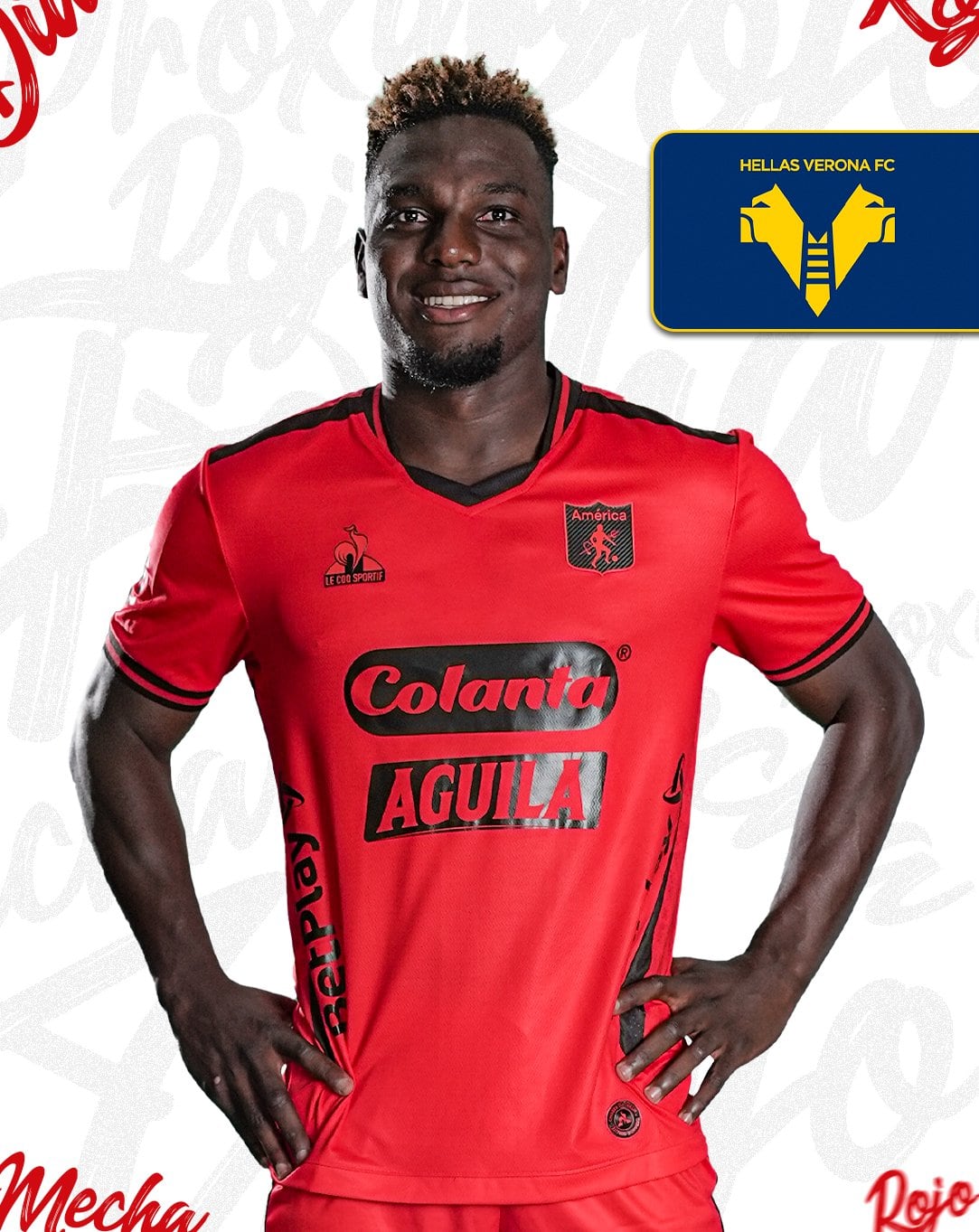 El delantero quién estaba en el Atlético Bucaramanga (actual campeón del fútbol colombiano) fue transferido por parte del conjunto escarlata al Hellas Verona de Italia crédito - @AmericadeCali / X