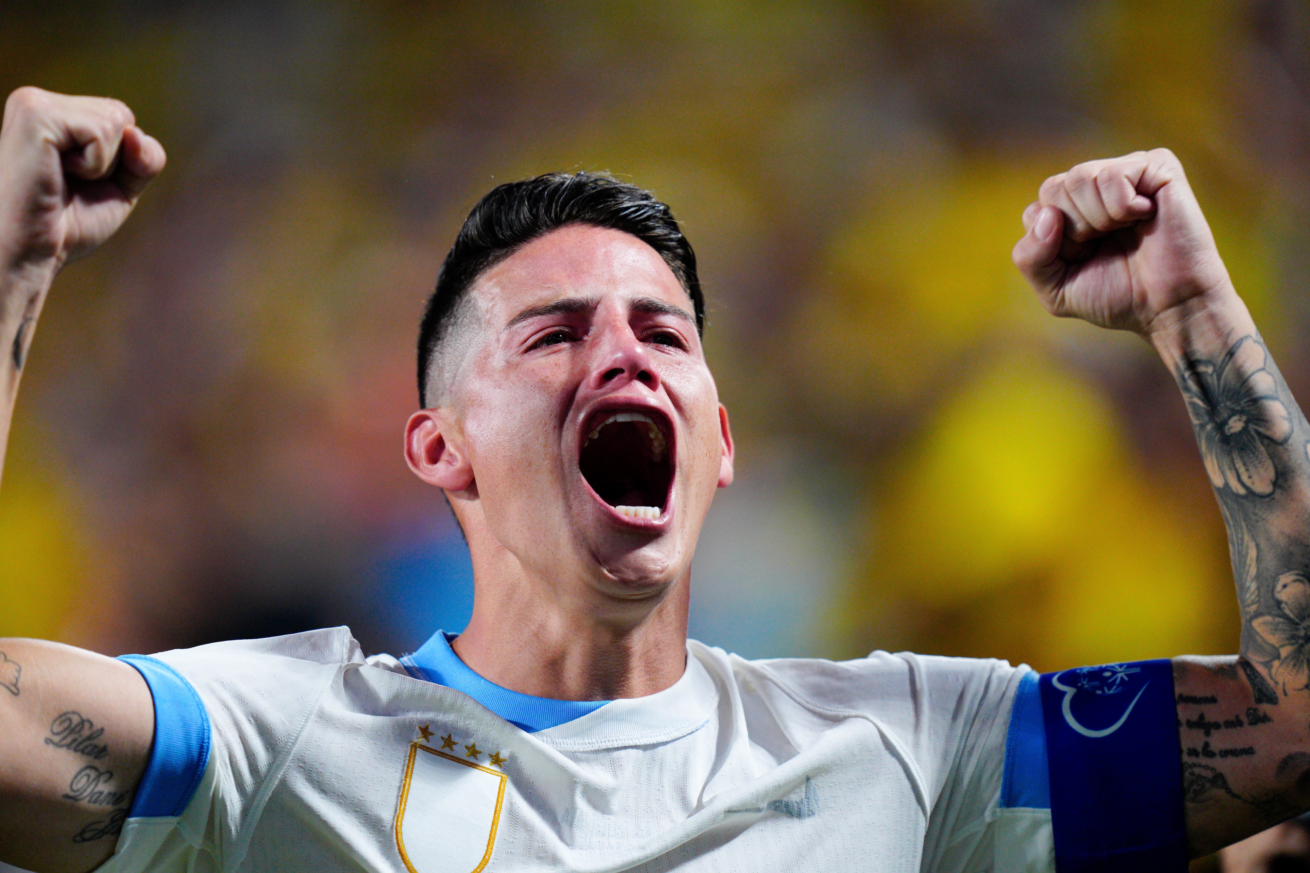  James Rodríguez celebra tras la victoria 1-0 ante Uruguay en la semifinal de la Copa América - crédito Jacob Kupferman)