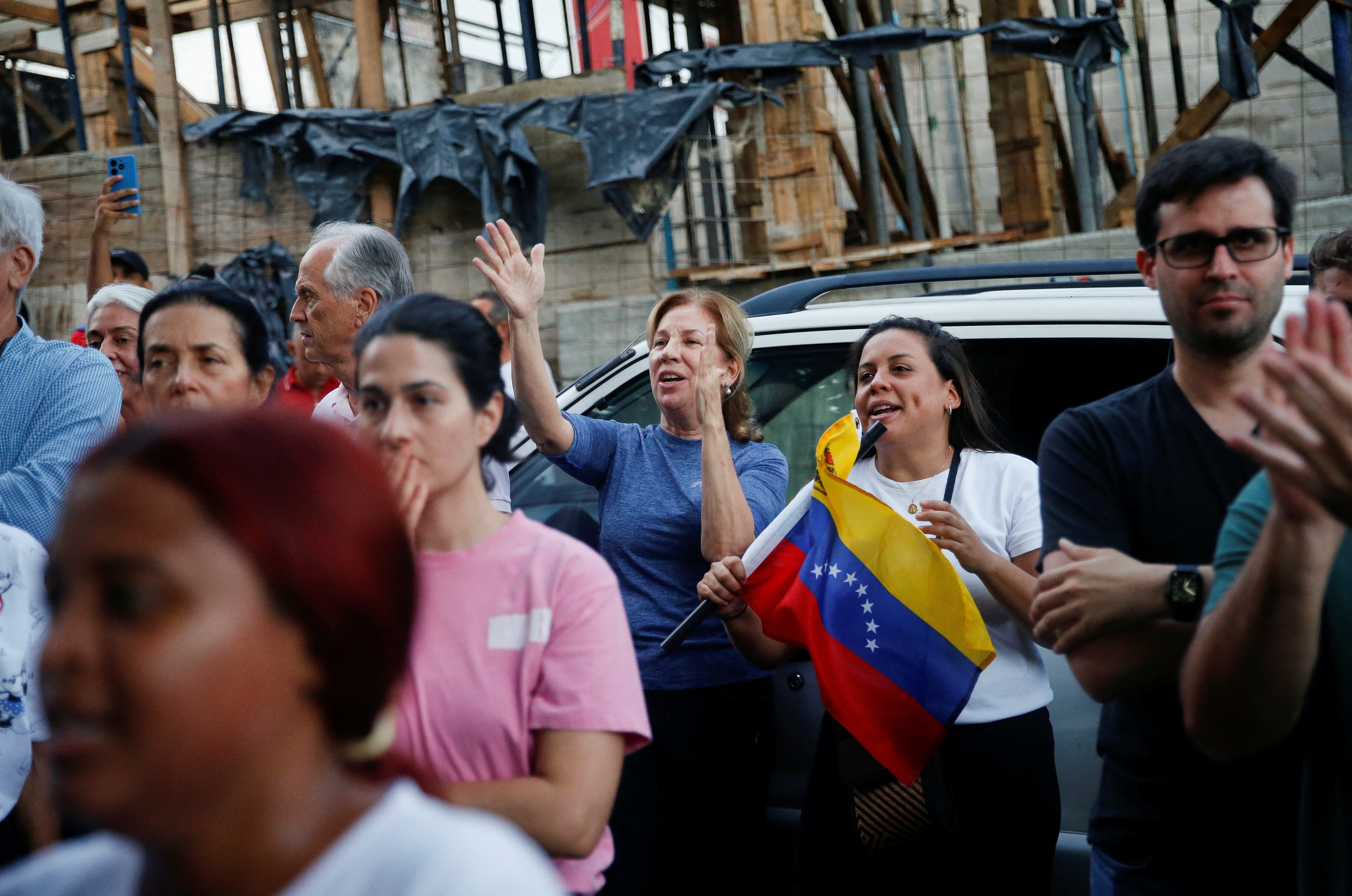 Los venezolanos que se encuentra tanto en su país como en el extranjero siguen protestando en contra de los resultados - crédito REUTERS/Leonardo Fernandez Viloria