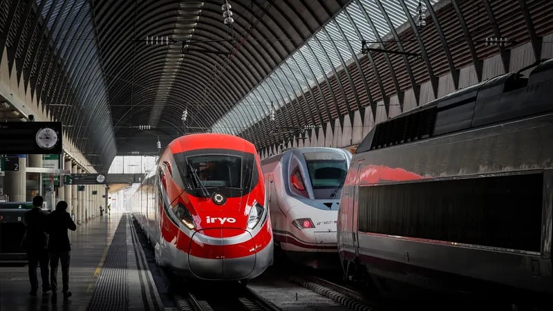 La guerra de los trenes deja a Renfe, Iryo y Ouigo con pérdidas millonarias