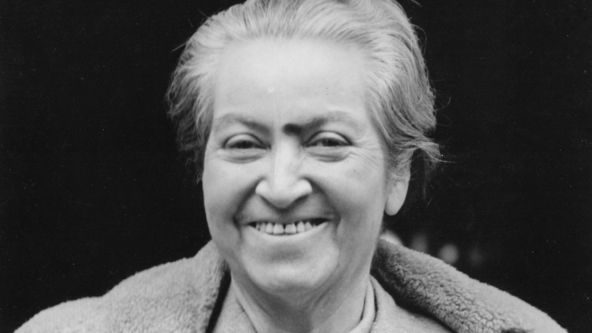 Gabriela Mistral, la otra gran voz poética de Chile. (Getty)