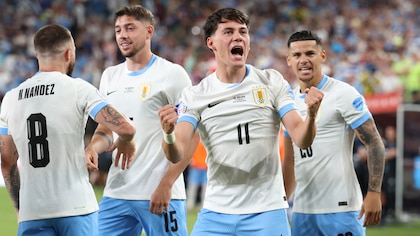 Uruguay golea a Bolivia y queda a un paso de los cuartos de final en la Copa América
