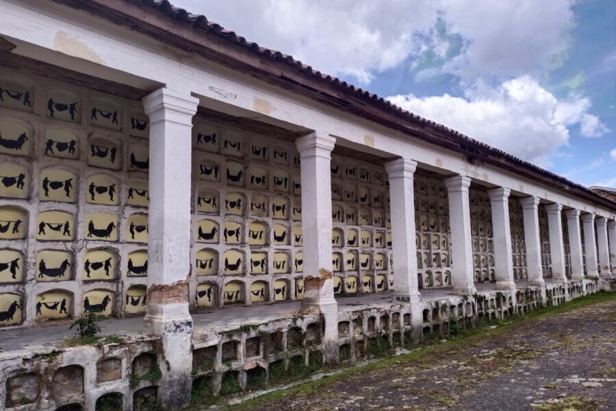 Operador de cementerios distritales de Bogotá dejó de prestar servicios funerarios “sin previo aviso”