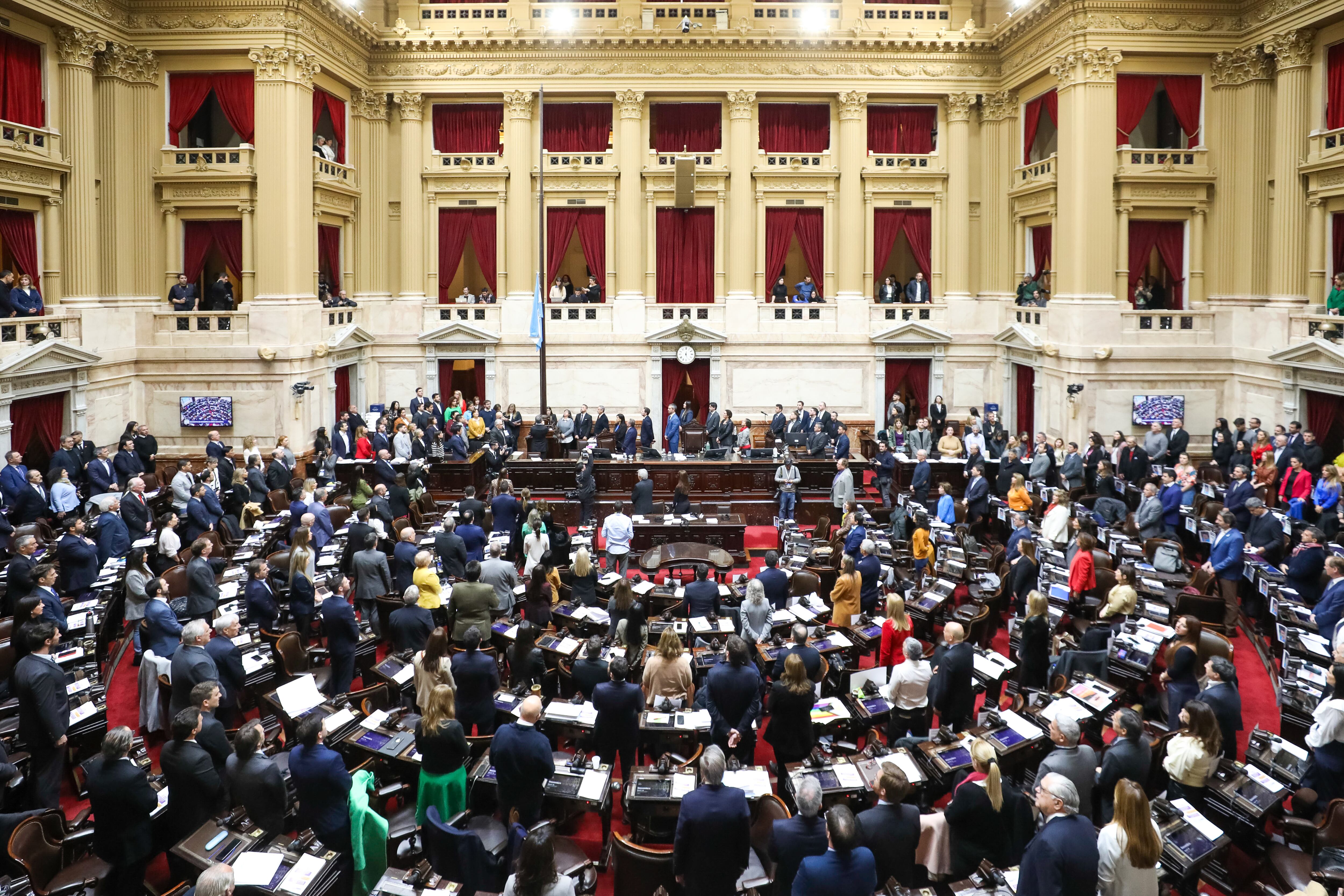 La Cámara de Diputados sancionó el paquete fiscal en una sesión maratónica 